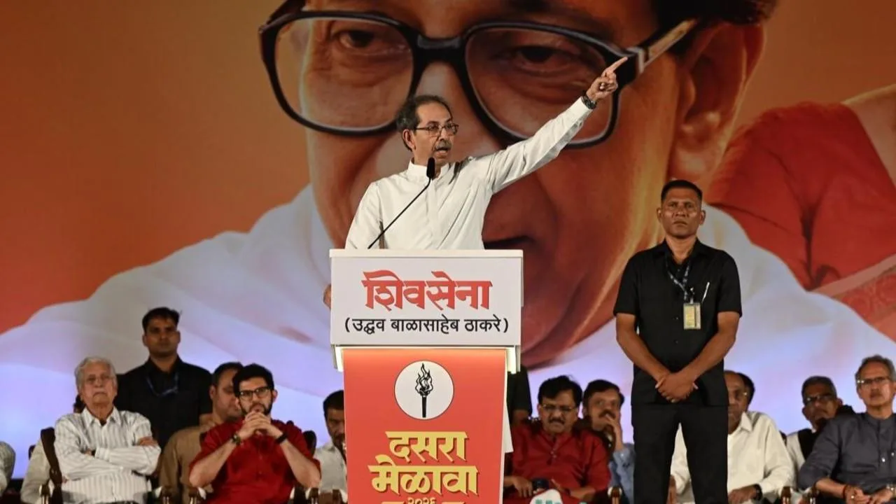 Mumbai Shivaji Park Dussehra rally 2026: Shiv Sena (UBT) chief Uddhav Thackeray calls for regime change