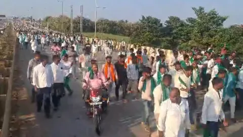 BELAGAVI : SUGARCANE GROWERS BEGIN PADAYATRA TO HUBBALLI